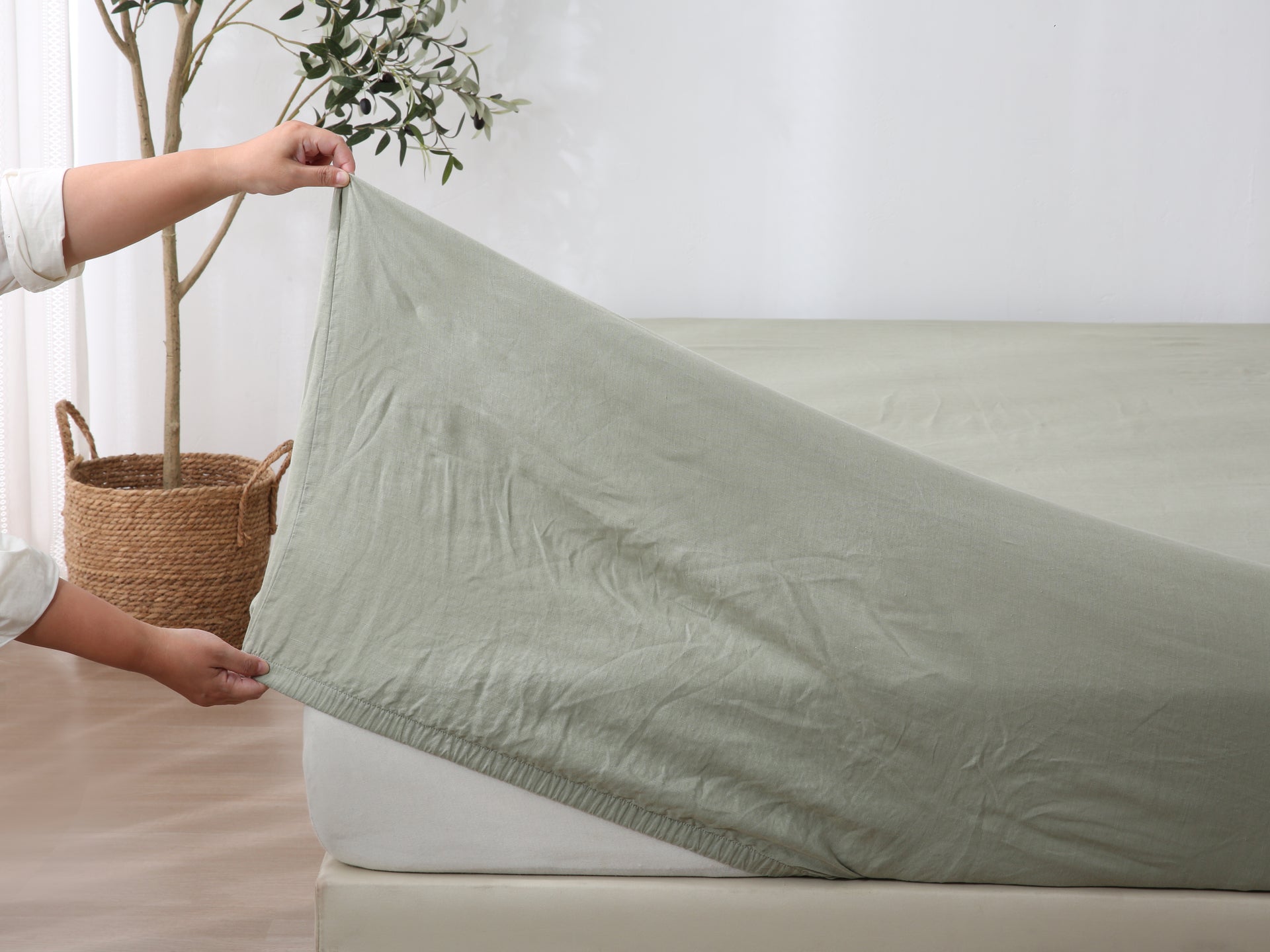 Linen Fitted Sheet - Fern