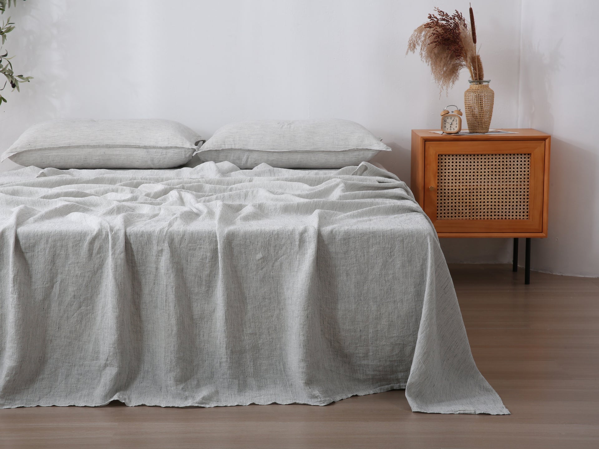 Linen Sheet Set - Pinstripe
