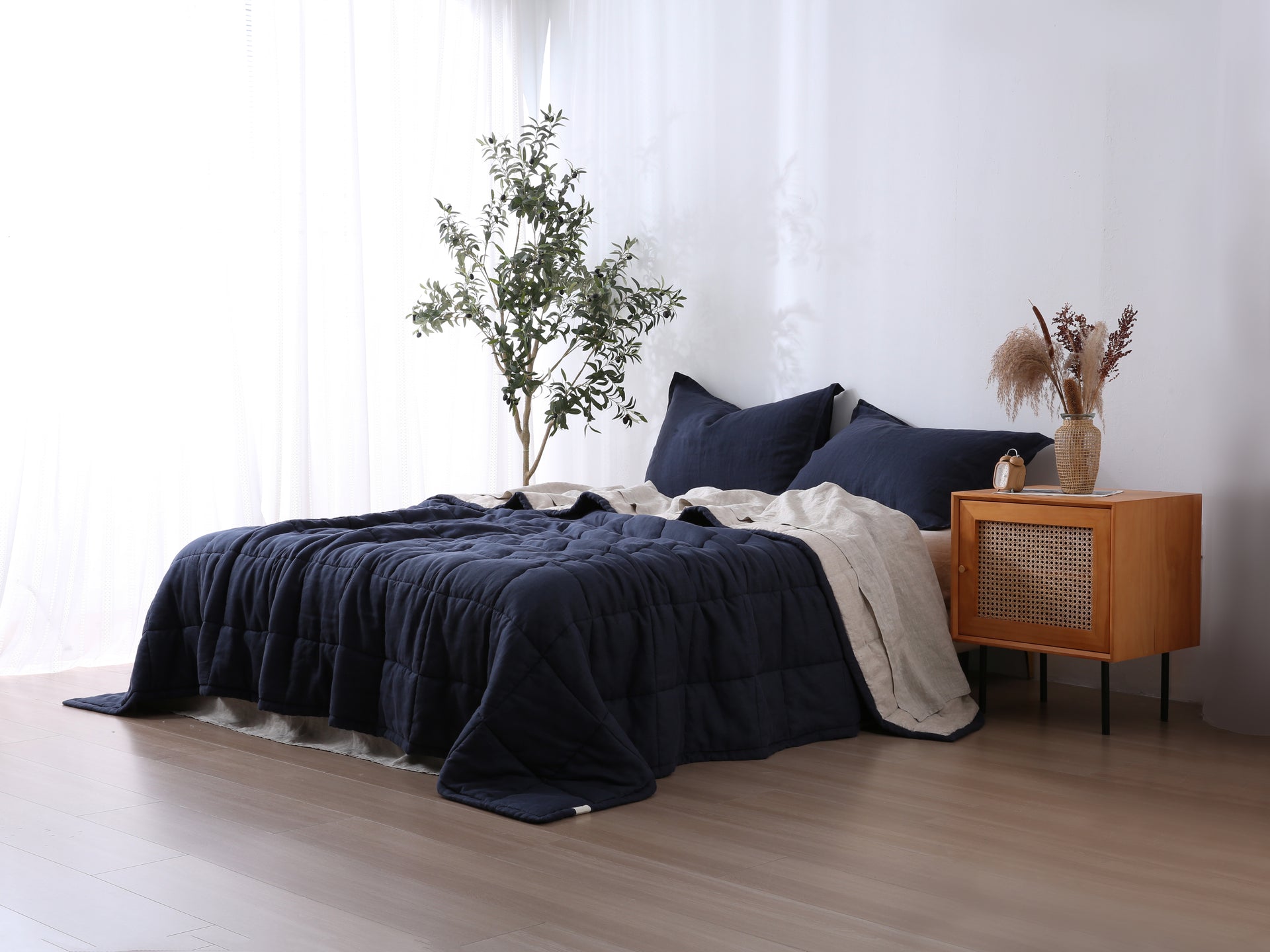 Quilted Linen Blanket - Ocean + Sand