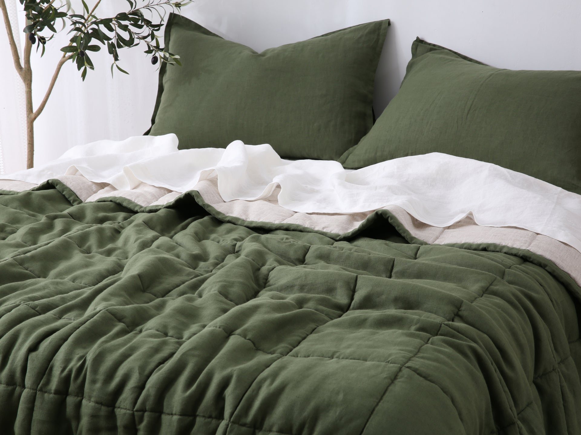 Quilted Linen Blanket - Forest + Sand