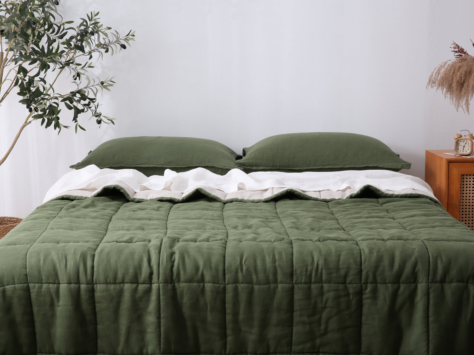 Quilted Linen Blanket - Forest + Sand
