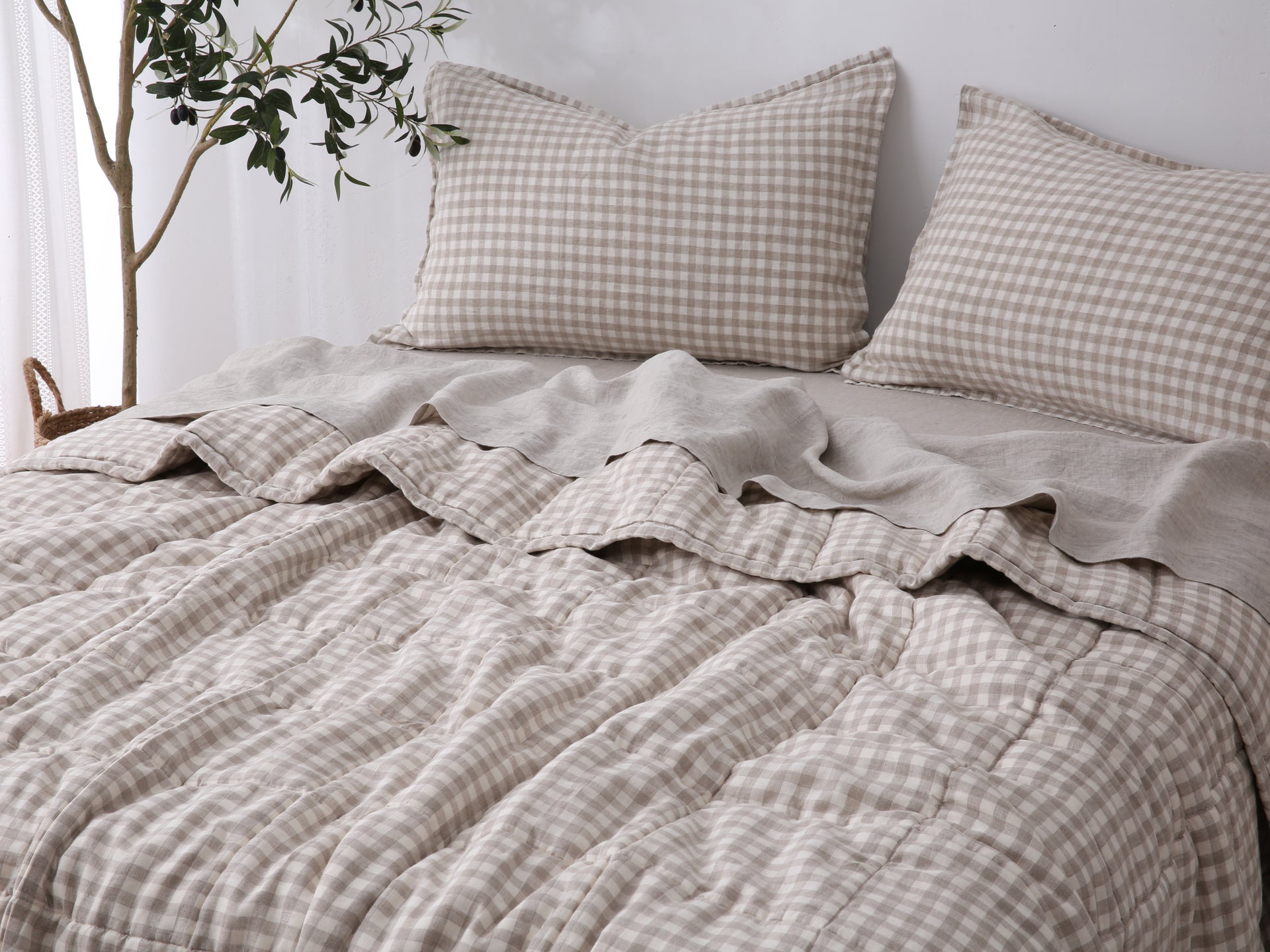 Quilted Linen Blanket - Beige Gingham