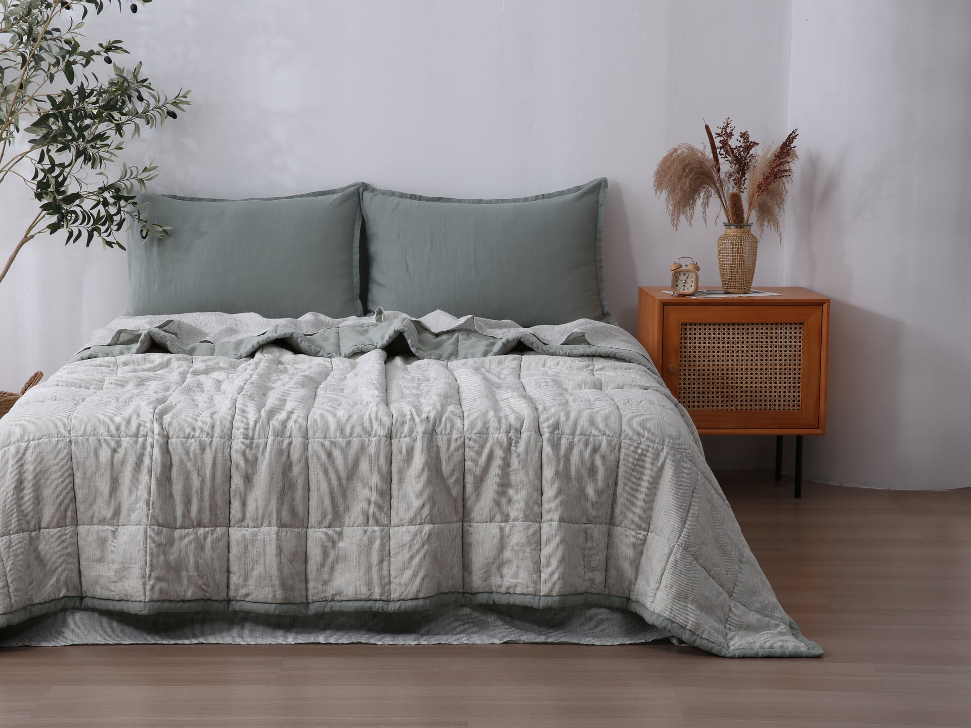 Quilted Linen Blanket - Sage + Pinstripe