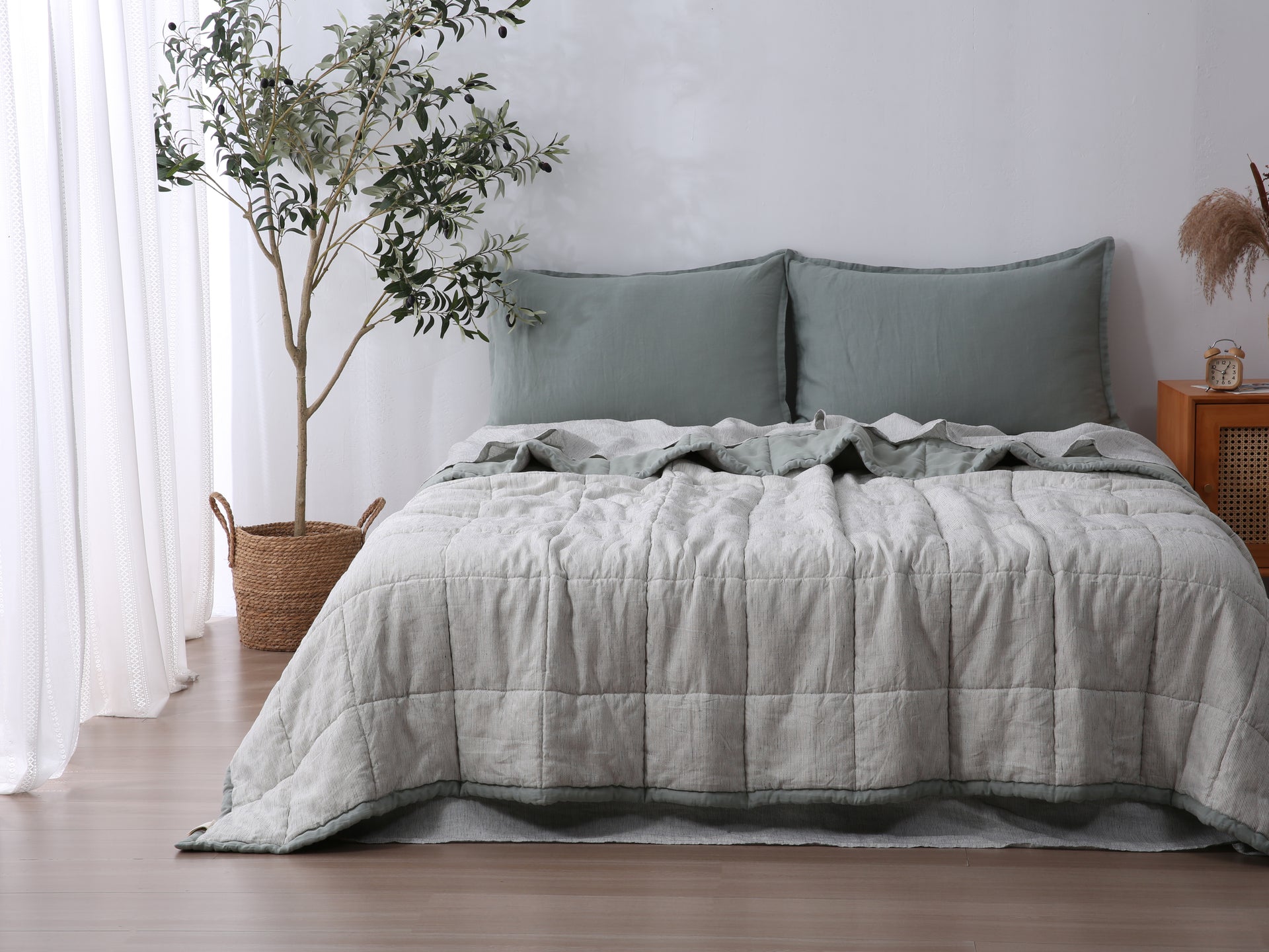 Quilted Linen Blanket - Sage + Pinstripe