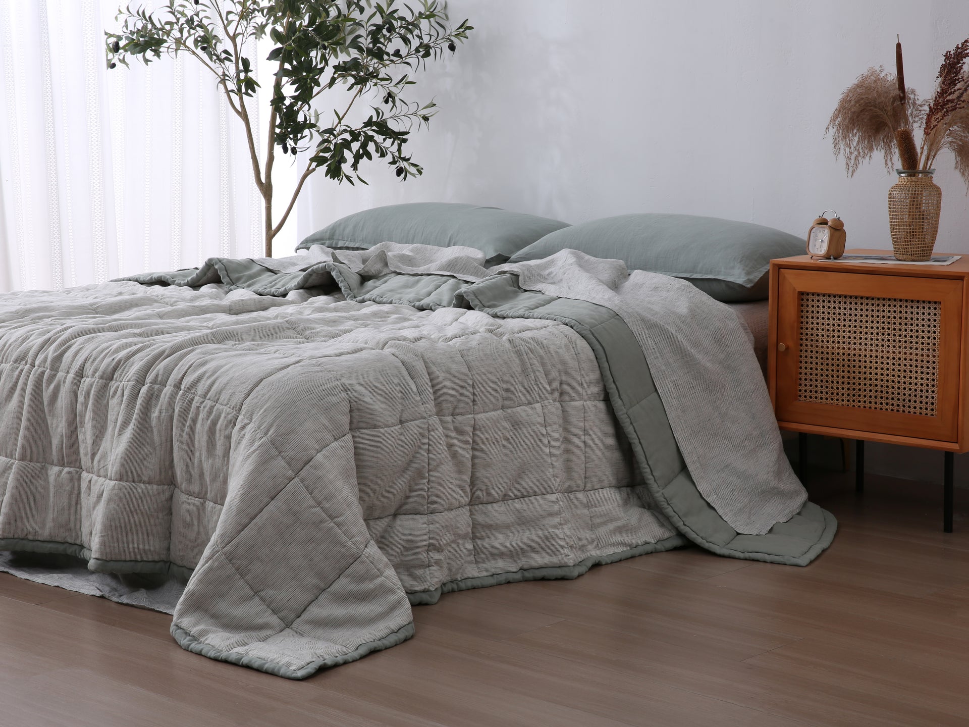 Quilted Linen Blanket - Sage + Pinstripe