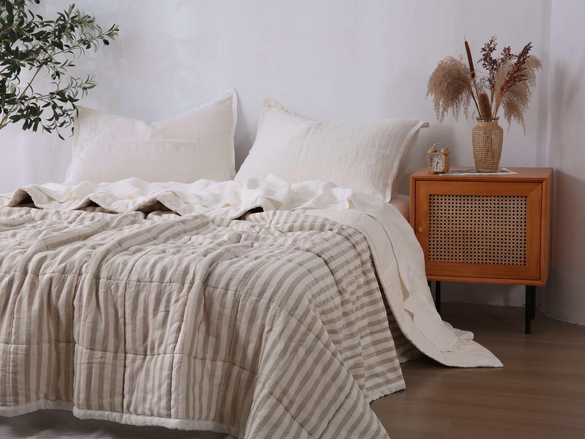Quilted Linen Blanket - Cloud + Sand Stripe