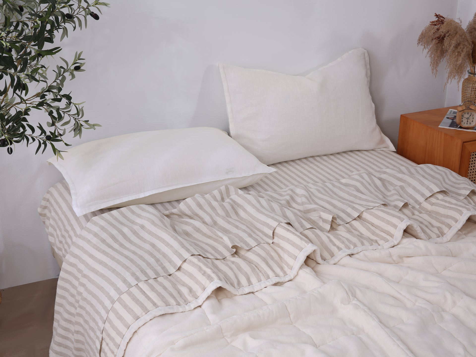 Quilted Linen Blanket - Cloud + Sand Stripe